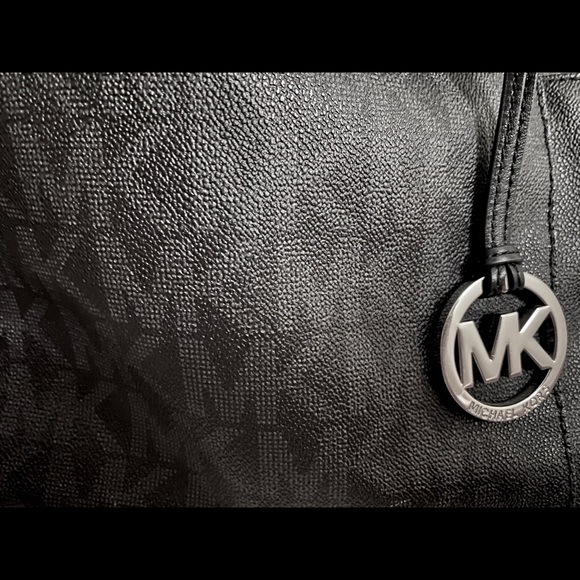 Michael Kors Jet Black Travel Tote - Picture 1 of 4